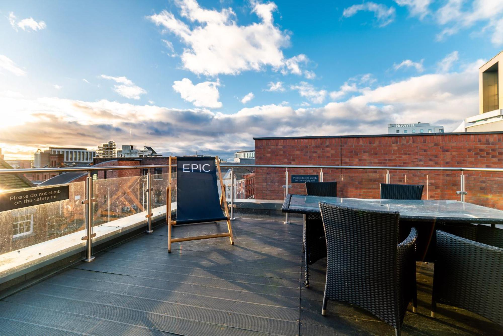 Epic Apartments Tunnage Square Liverpool Dış mekan fotoğraf